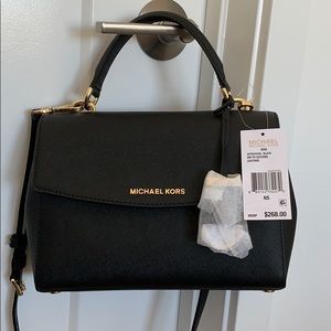 ❌SOLD❌Michaels Kors Ava Small Satchel black ~ USED